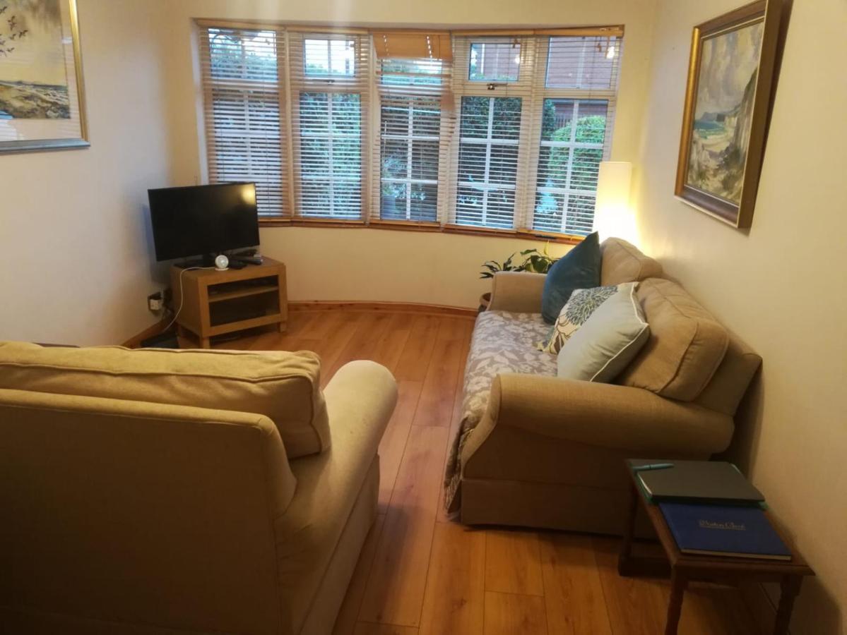 Cosy Apartment Holywood  Εξωτερικό φωτογραφία
